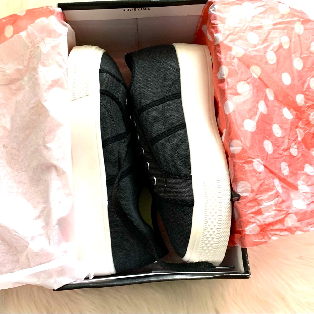 NWT Rock & Candy Women’s Shiann Black Sneakers - Picture 6 of 11